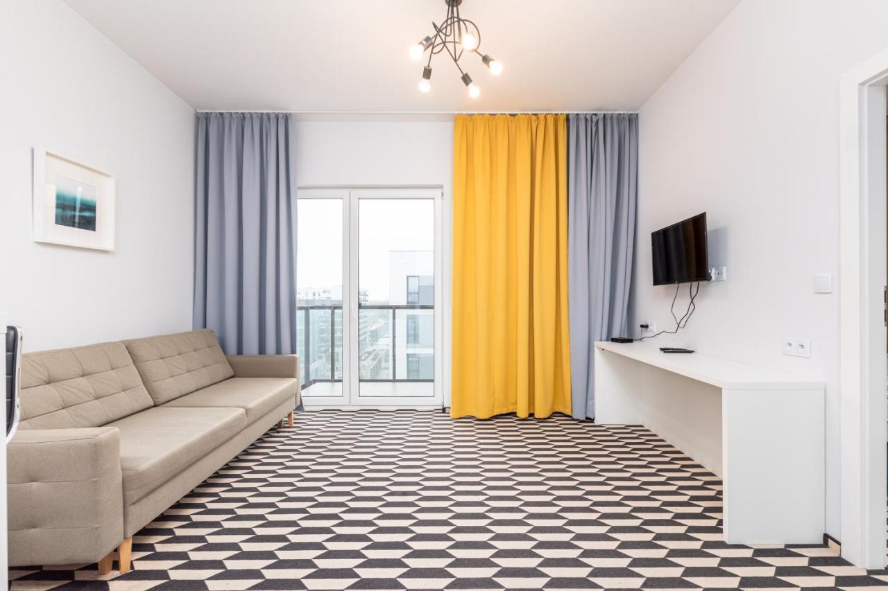 Prymasa Tysiaclecia 83A C - D By Homeprime Warsaw Exterior photo
