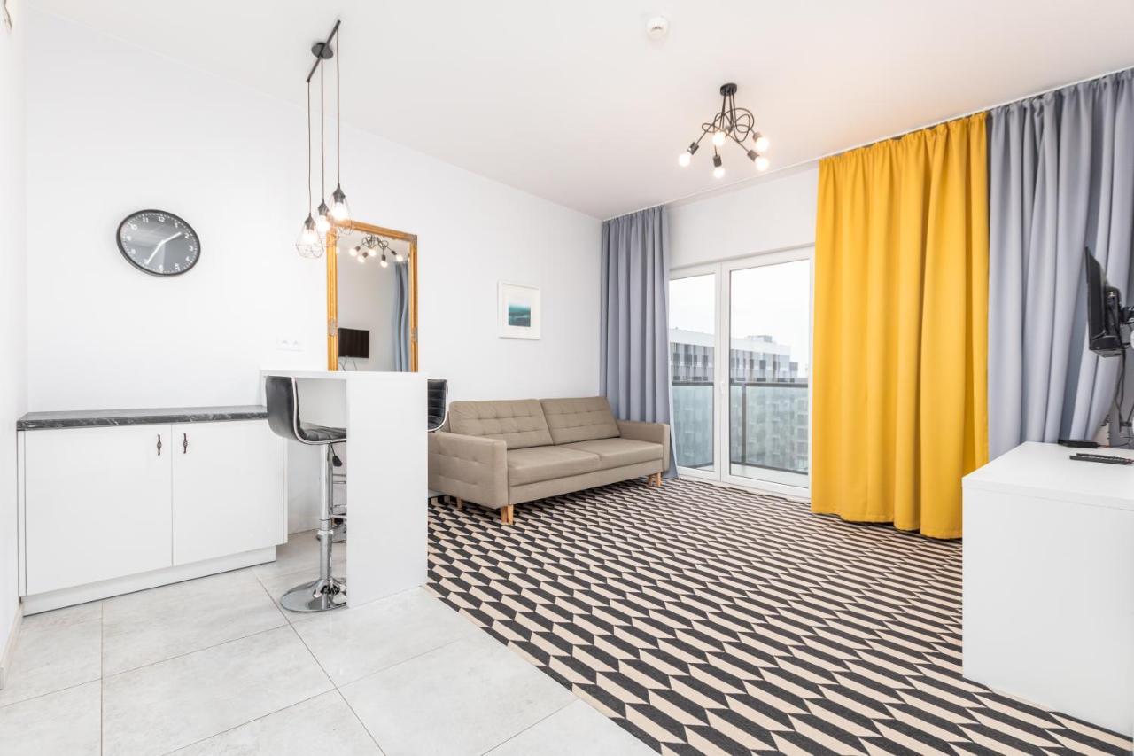 Prymasa Tysiaclecia 83A C - D By Homeprime Warsaw Exterior photo