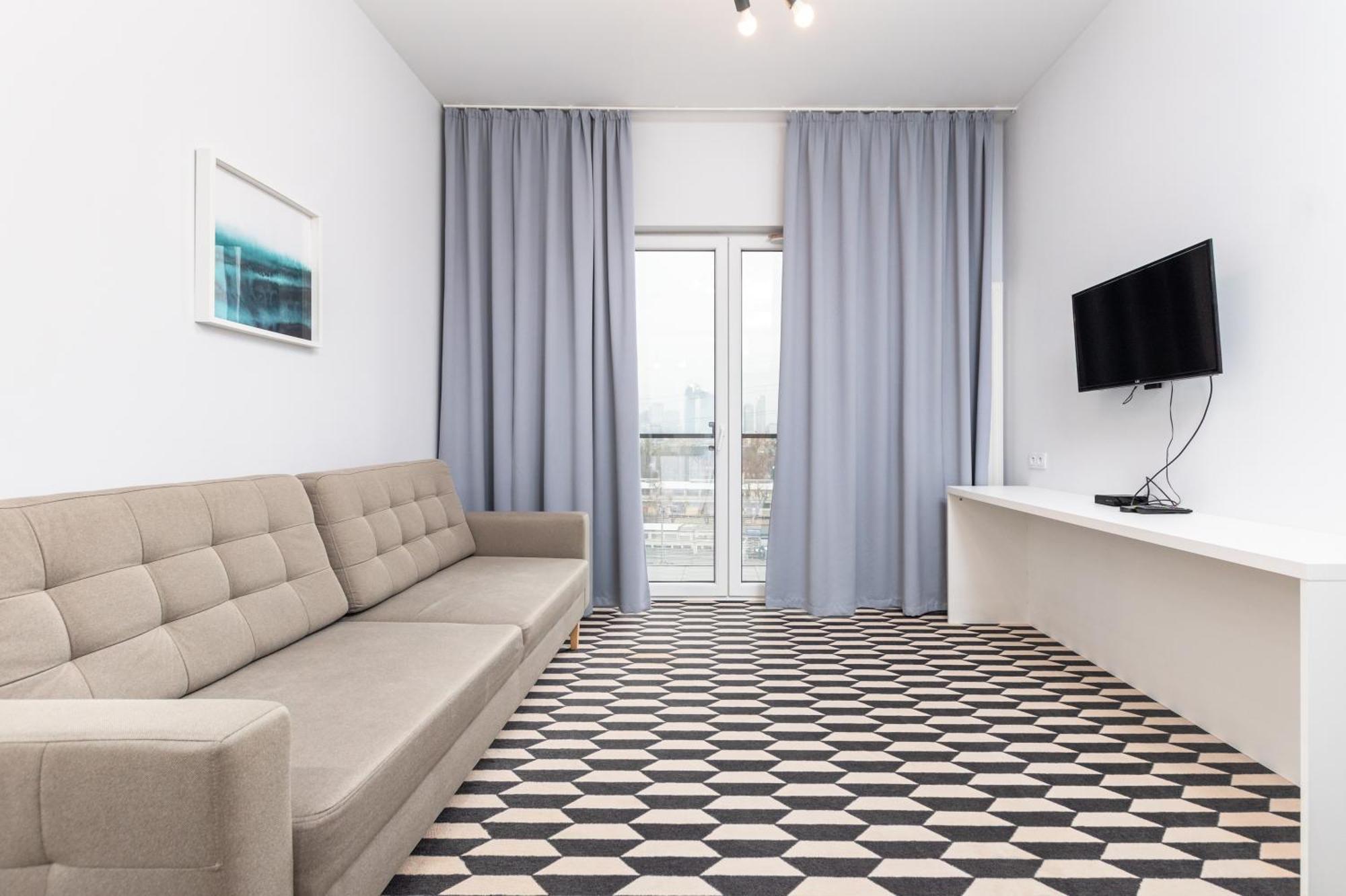 Prymasa Tysiaclecia 83A C - D By Homeprime Warsaw Exterior photo