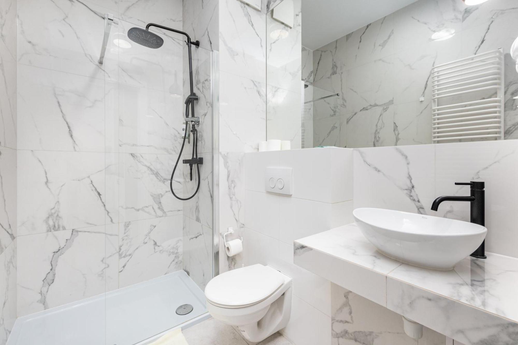 Prymasa Tysiaclecia 83A C - D By Homeprime Warsaw Exterior photo